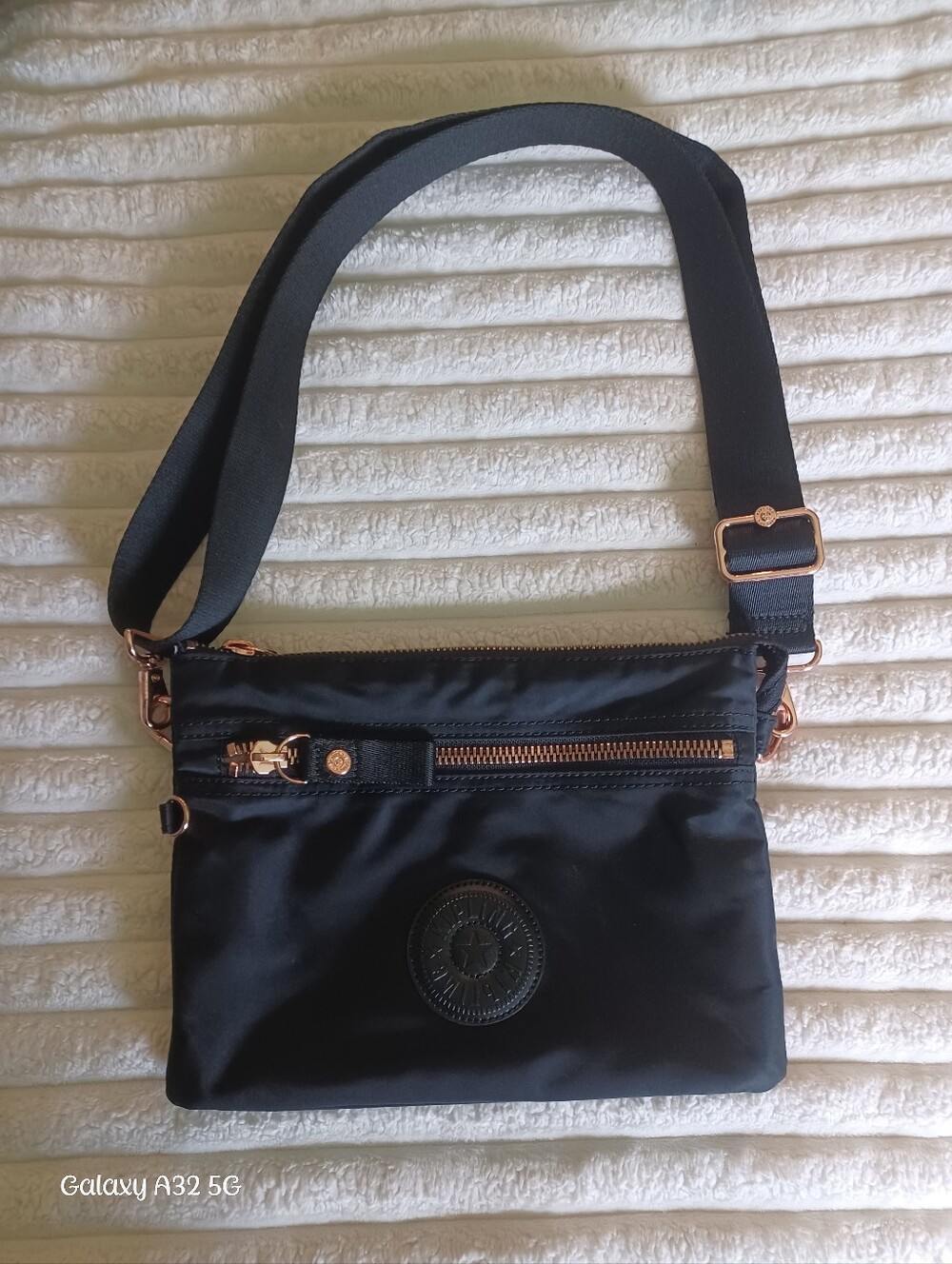 Kipling Riri Crossbody Bag Black Rose Gold Hardware Viral TikTok Concert Travel